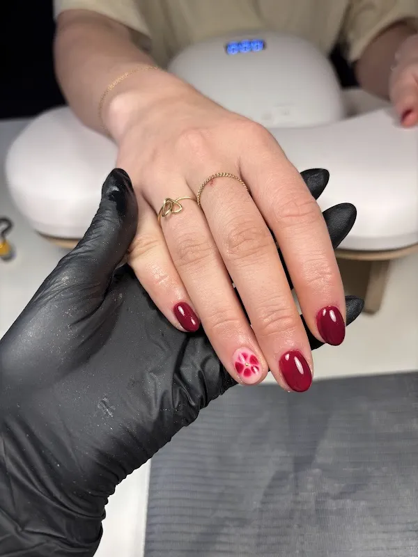 By Mirna Nails