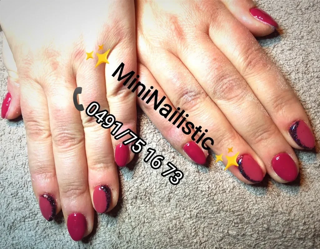 MiniNailistic