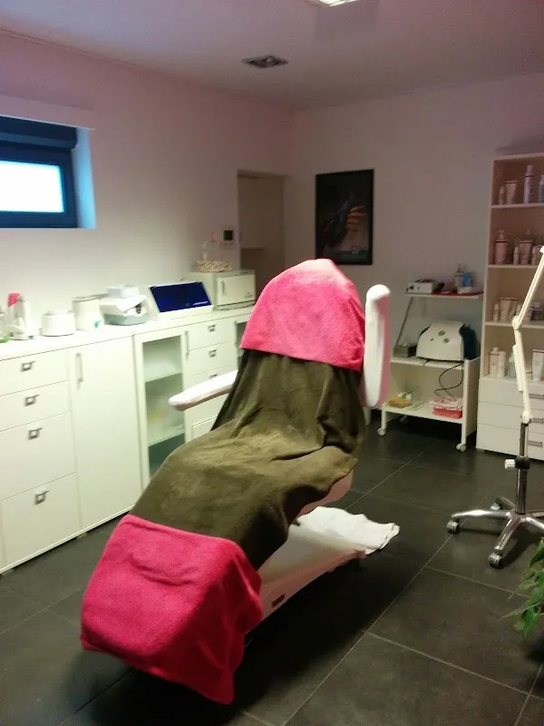 Schoonheidsinstituut En Nagelstudio Yana